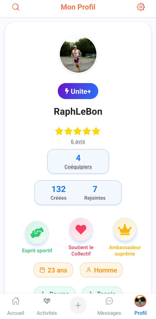 Profil sportif avec avis, coéquipiers et badges